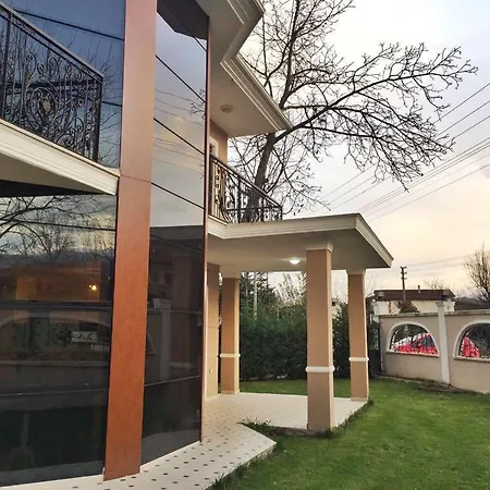 Prázdninový dům Montaser Sapanca